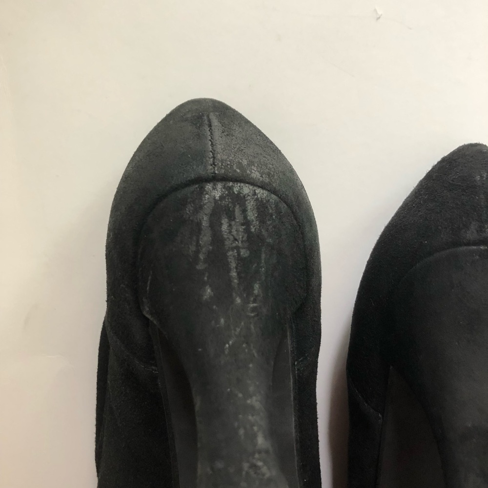 Stuart Weitzman Black Suede Semi Kitten Heels - Picture 6 of 7